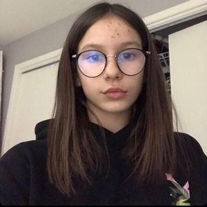 Meet your Posher, Oxana